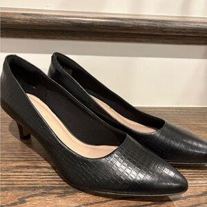 Clark’s Elegant Black Women's Pumps